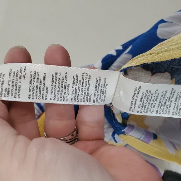 Fat Face Floral Blouse Top Size 6 Summer Flowy Button Closure Colorful Pattern - Picture 6 of 11